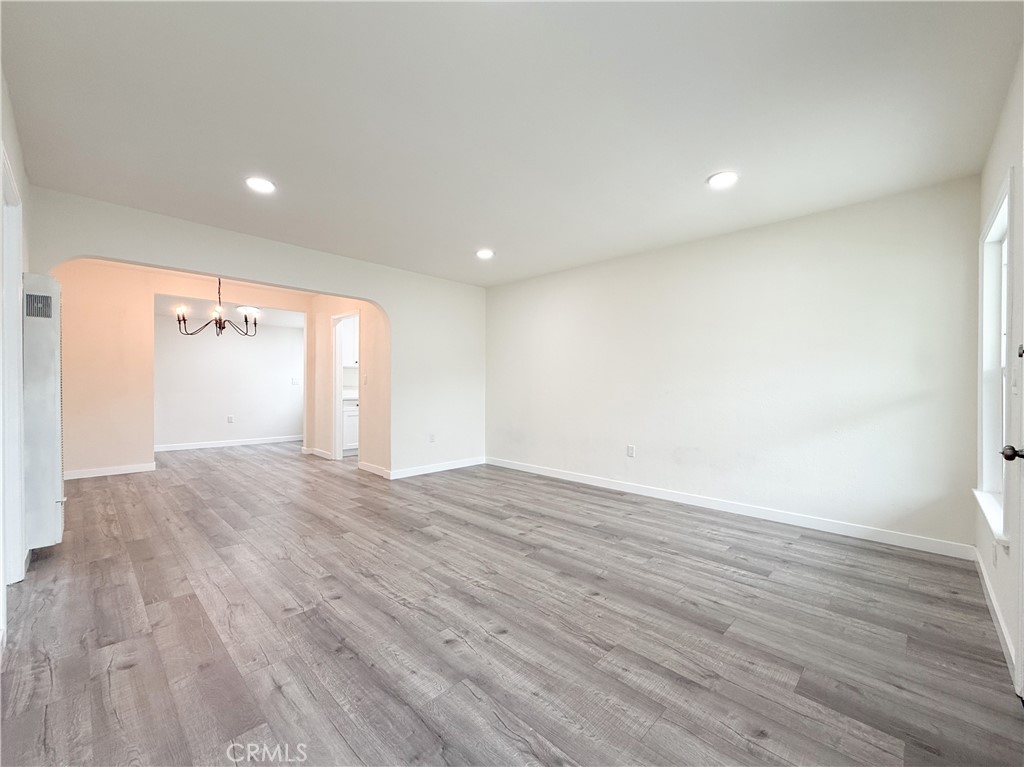 1813 E San Vincente Street