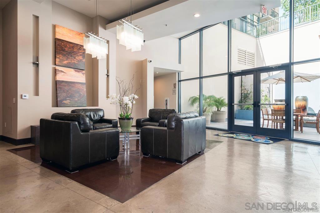 Downtown - Residential Lease