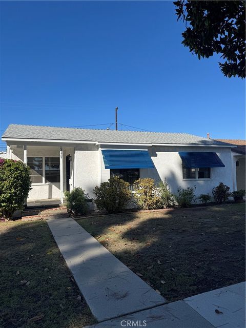 Photo of 5729 E Wardlow Road, Long Beach, CA 90808 (MLS # OC25241847)