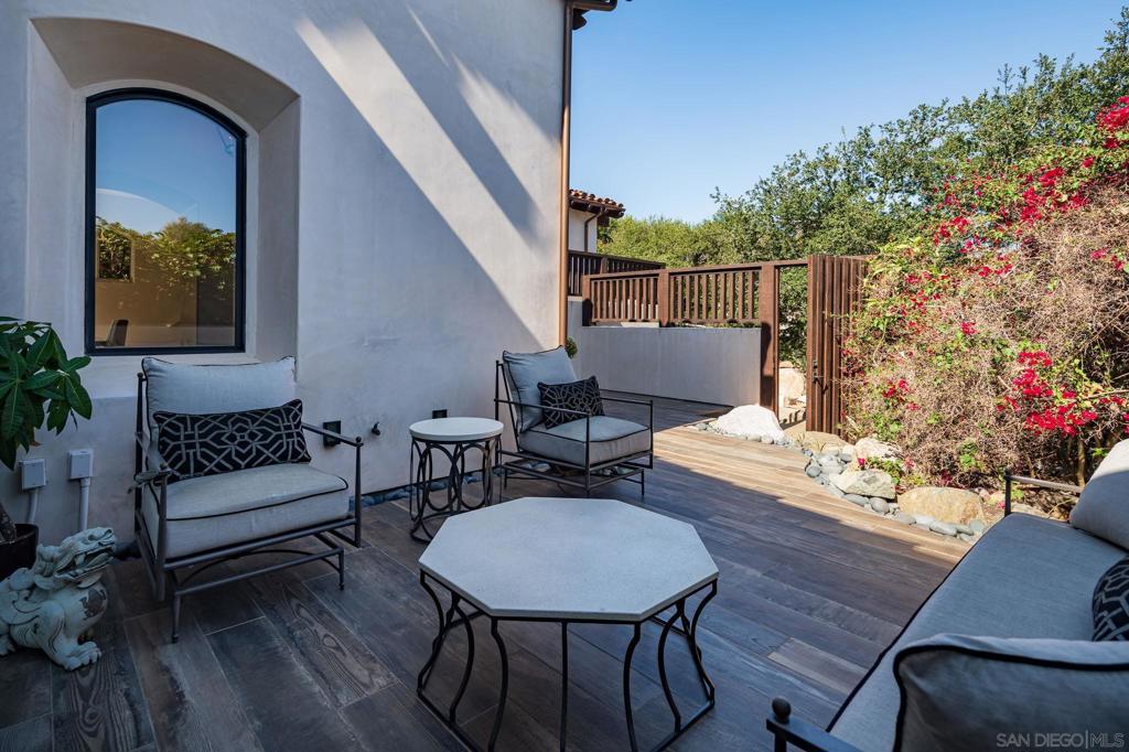 Rancho Santa Fe - Residential