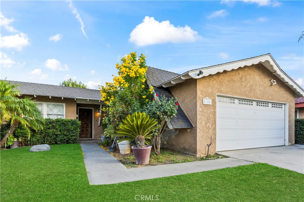 11140 Montlake Drive