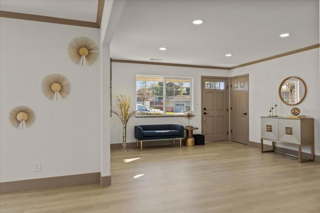 Photo of 381 Fenley Avenue, San Jose, CA 95117 (MLS # ML82031400)