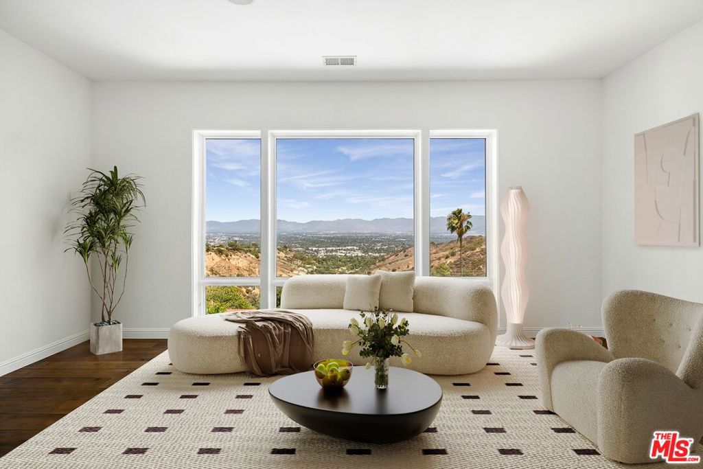 14435 Mulholland Drive