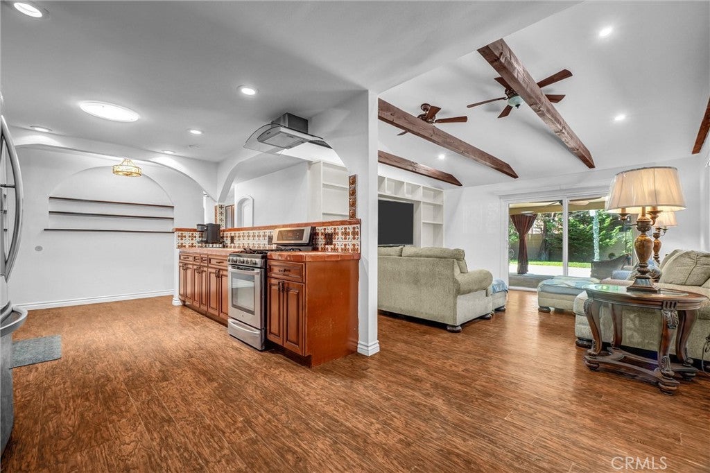 607 Jana Circle, Huntington Beach CA 92648 - Photo 6