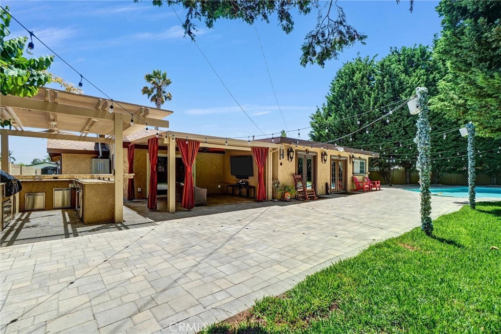 607 Jana Circle, Huntington Beach CA 92648 - Photo 26