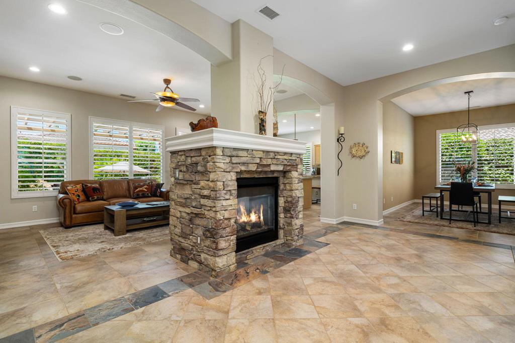 81314 Golden Barrel Way