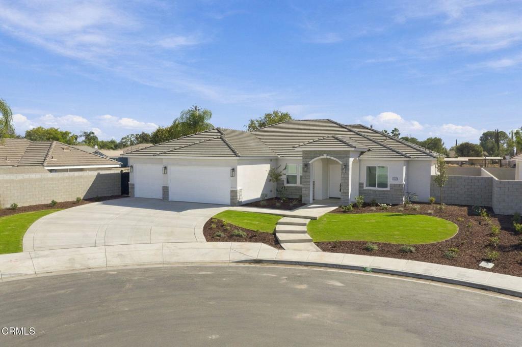13508 Velma Pearl Way