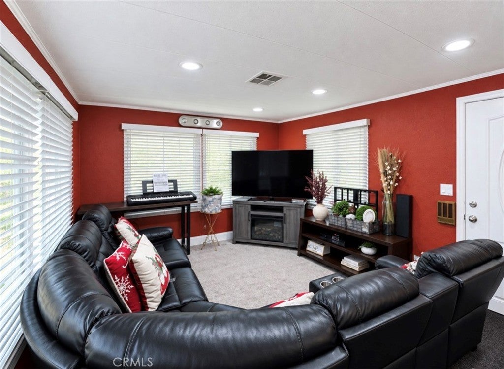 27361 Sierra Highway #158