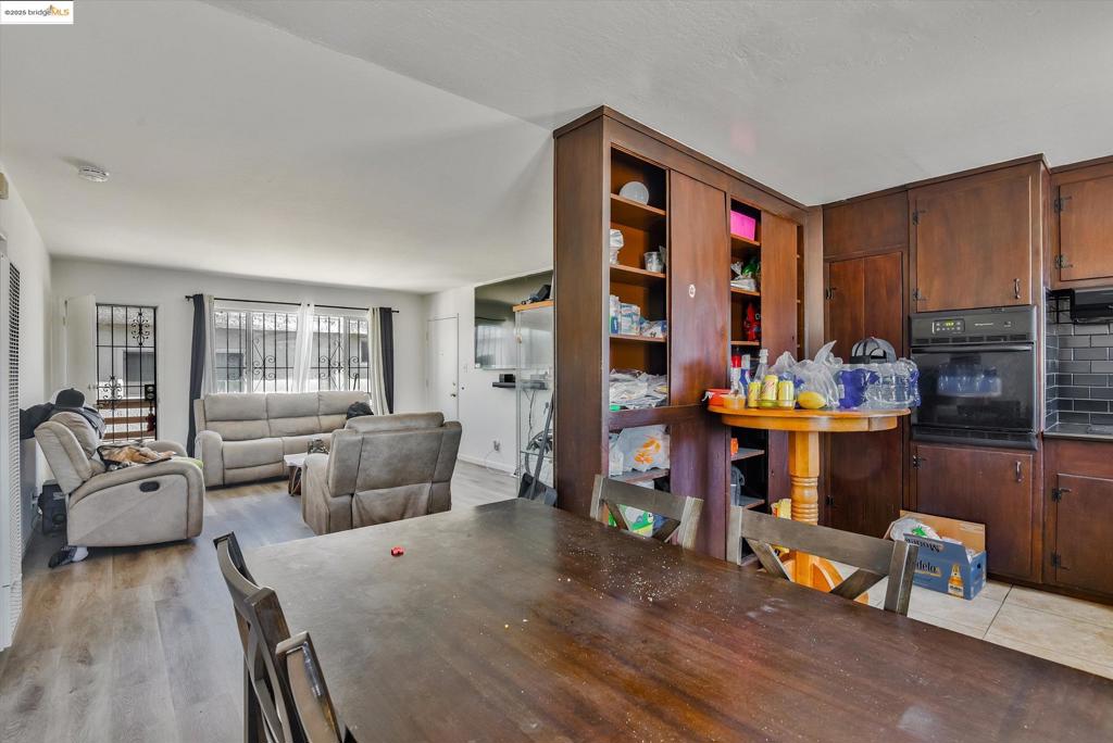 EASTMONT - Residential Income