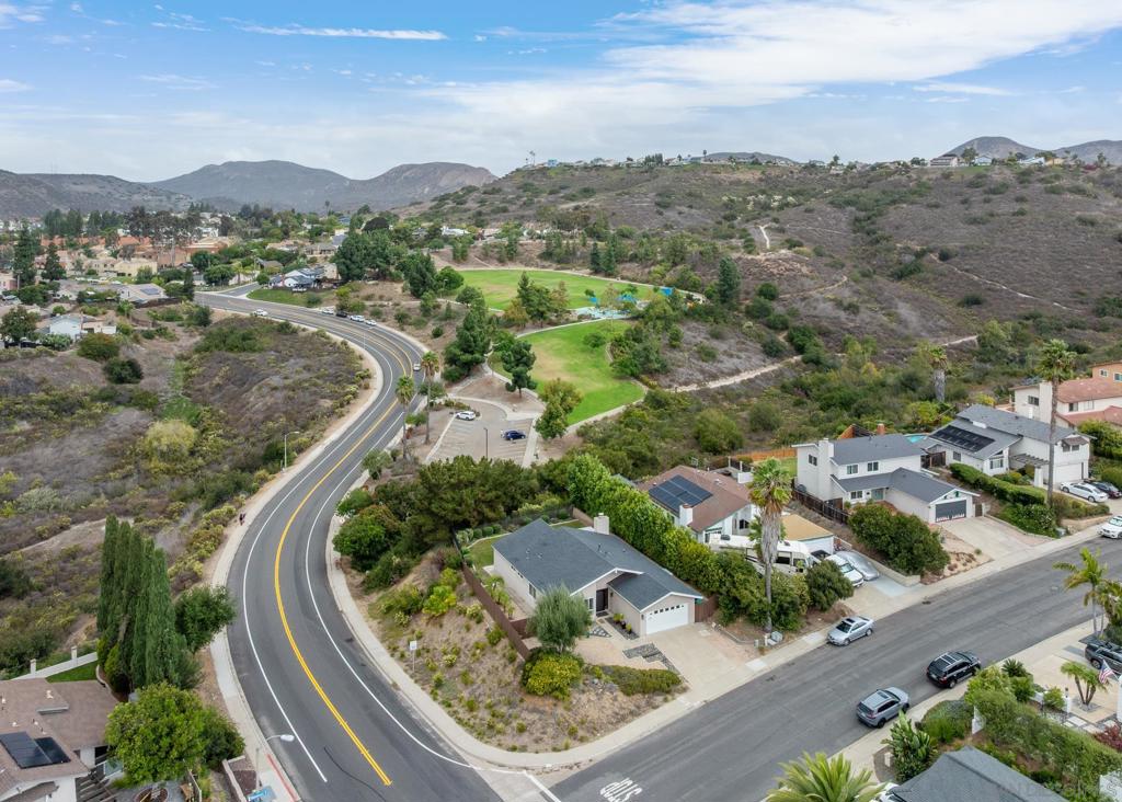 Del Cerro - Residential