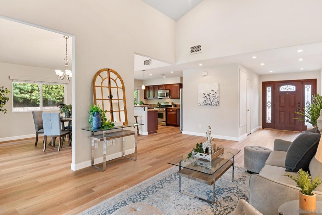 Del Cerro - Residential