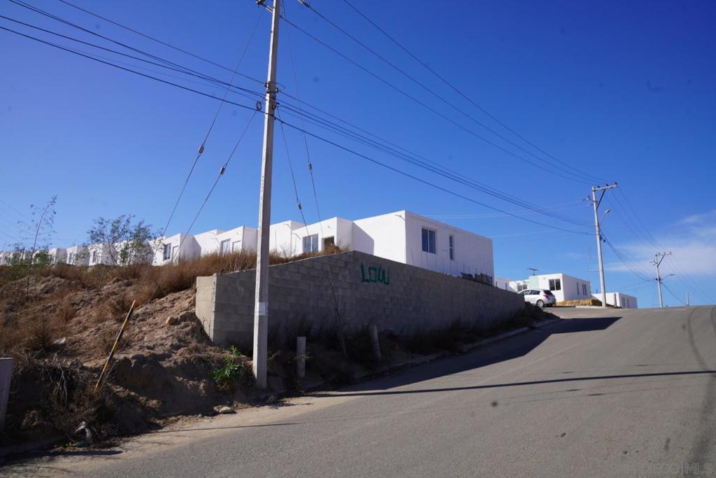 3 BLVD Prieto Azabache