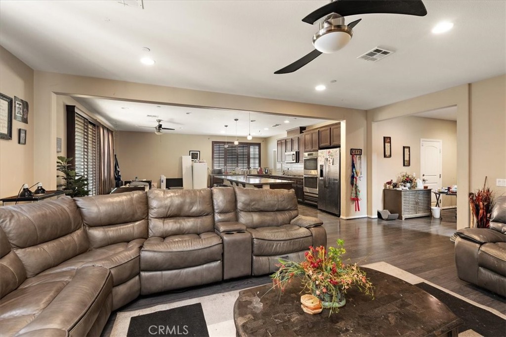 29210 Nectarine Street