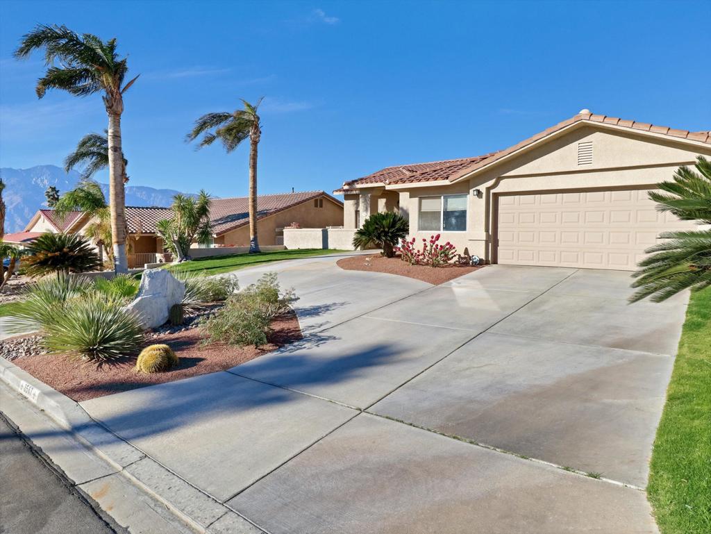 8567 Clubhouse Boulevard