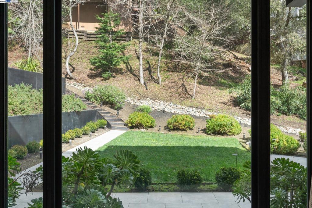 MONTCLAIR - Residential