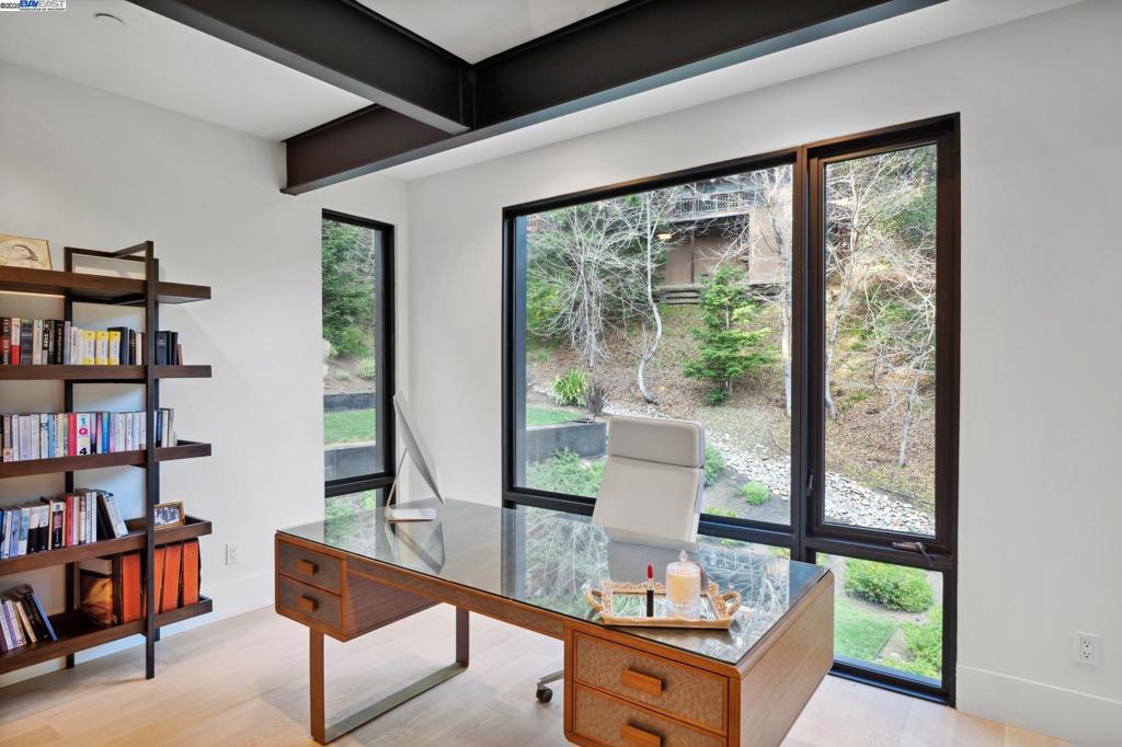 MONTCLAIR - Residential