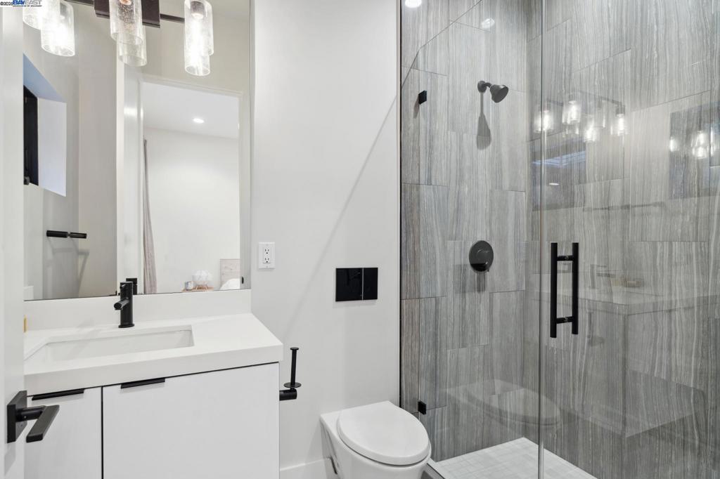 MONTCLAIR - Residential