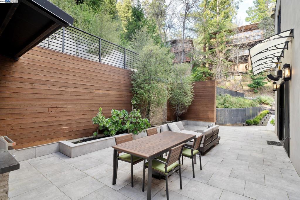 MONTCLAIR - Residential