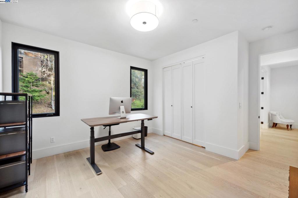 MONTCLAIR - Residential