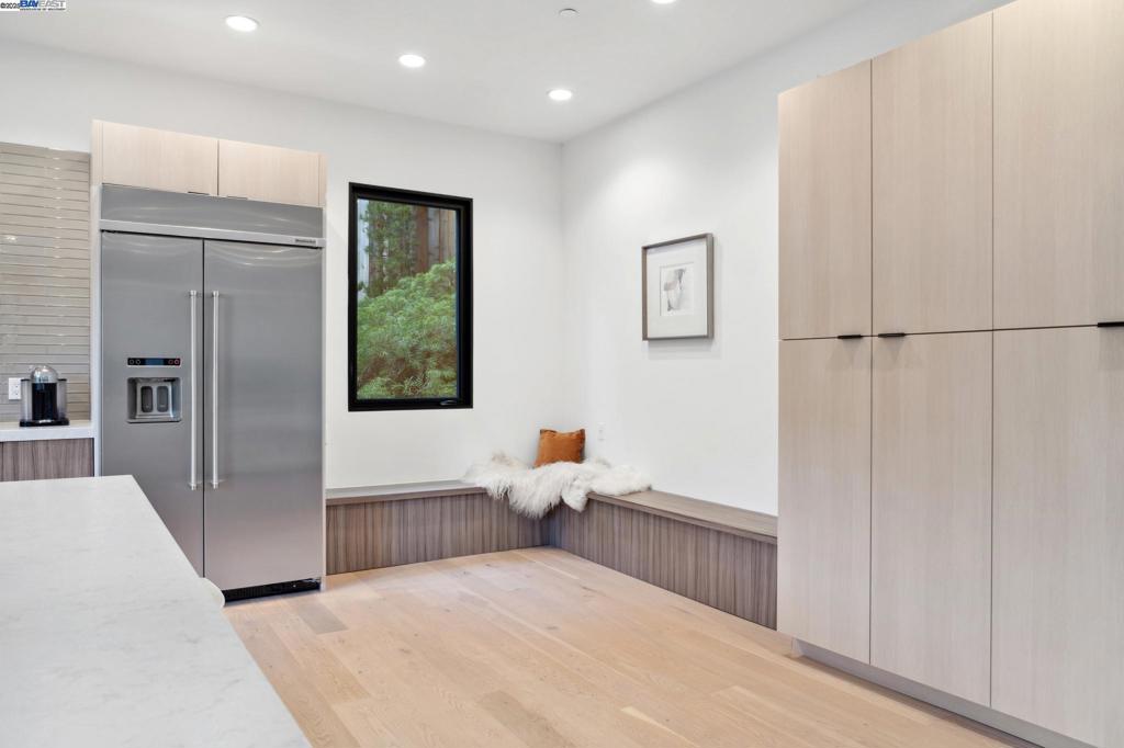 MONTCLAIR - Residential