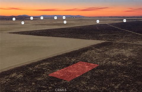 Photo of 0 Vic CA-41, Kettleman City, CA 93239 (MLS # SC26116960)
