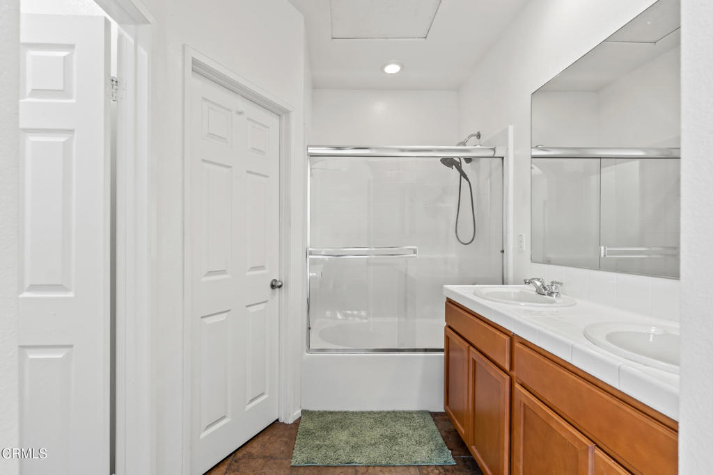 Riverpark - 535201 - Residential