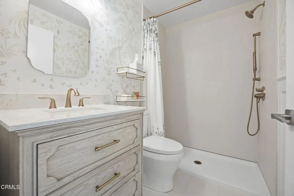 Ventura, California 93001, United States, 2 Bedrooms Bedrooms, ,2 BathroomsBathrooms,Residential,Active,143236