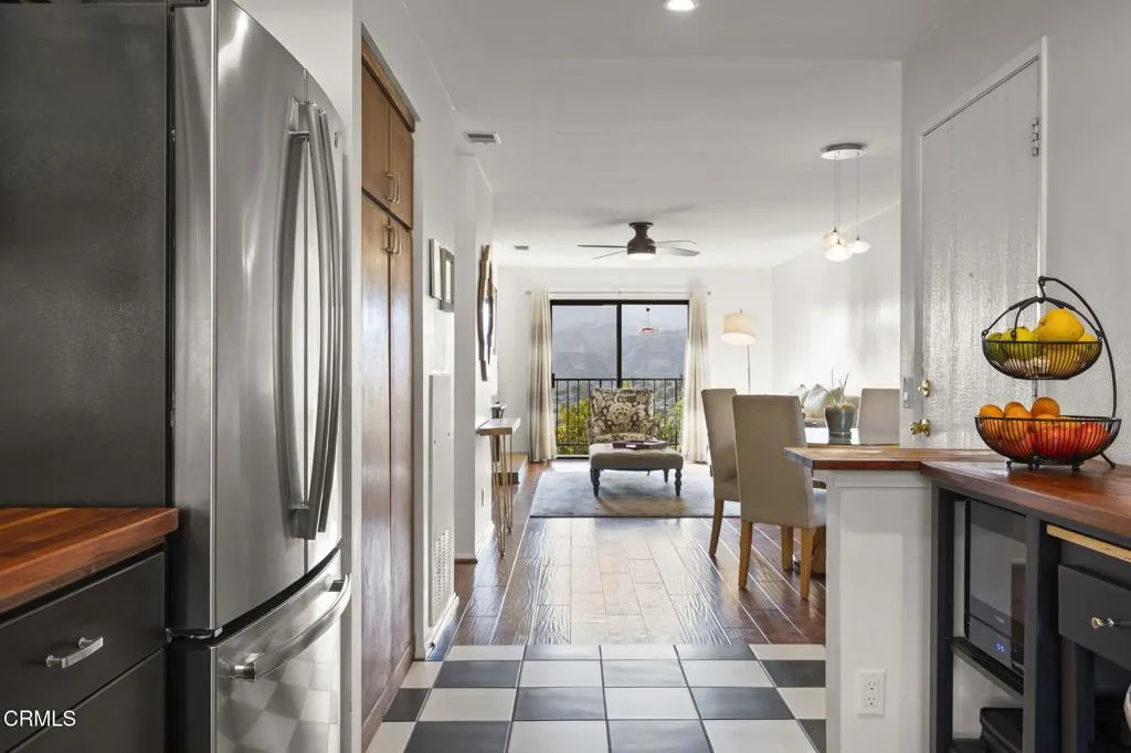 Ventura, California 93001, United States, 2 Bedrooms Bedrooms, ,2 BathroomsBathrooms,Residential,Active,143236