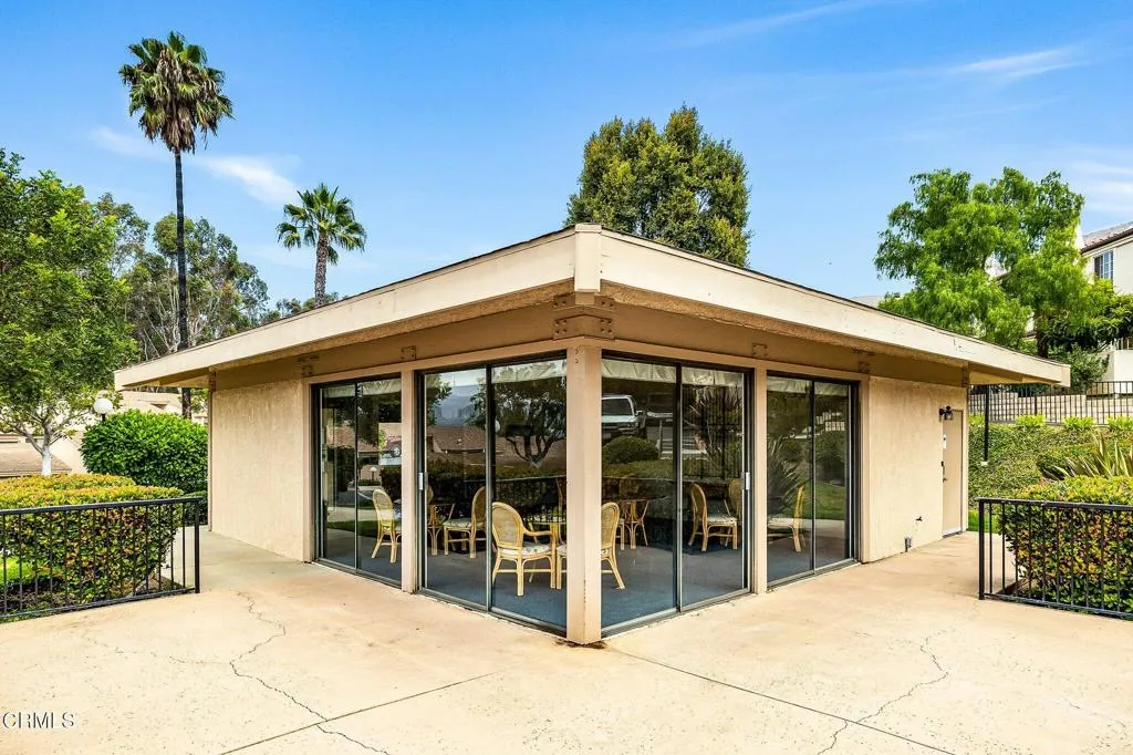 Ventura, California 93001, United States, 2 Bedrooms Bedrooms, ,2 BathroomsBathrooms,Residential,Active,143236