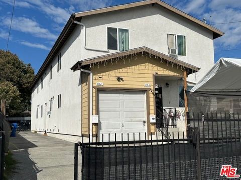 Photo of 1161 E 40th Place, Los Angeles, CA 90011 (MLS # 25607923)