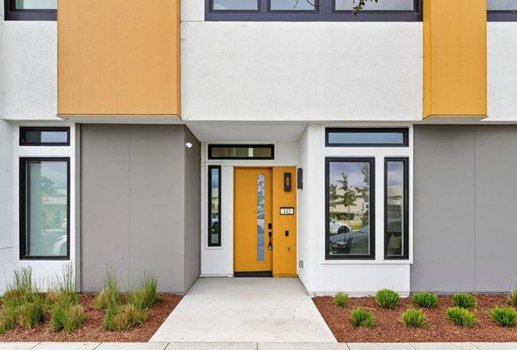 Photo of 142 Coronado Avenue, Alameda, CA 94501 (MLS # ML82032937)