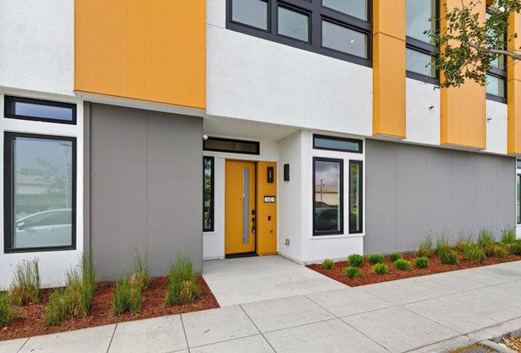 Photo of 142 Coronado Avenue, Alameda, CA 94501 (MLS # ML82032937)