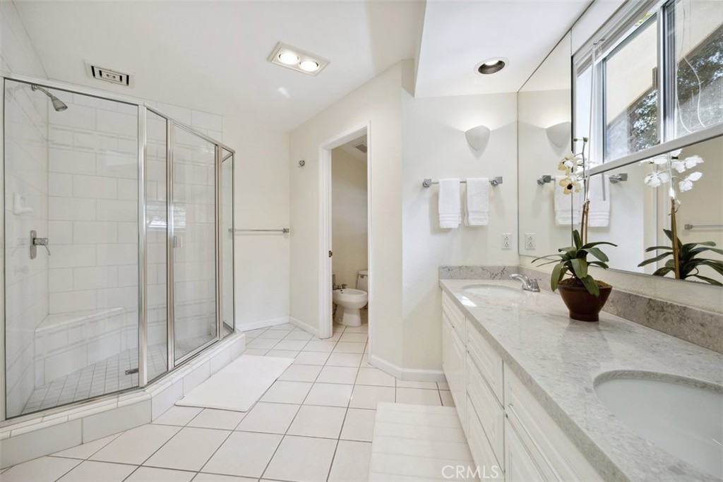 Santa Barbara: Other (80) - Residential