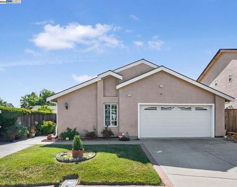 34263 Lennox Ct Fremont CA 94555