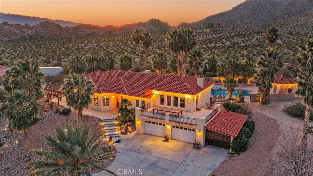 Photo of 31024 Rabbit Springs Road, Lucerne Valley, CA 92356 (MLS # HD26014375)