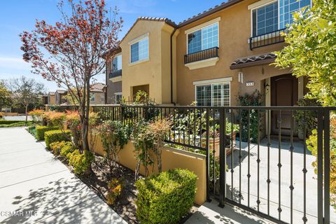 Photo of 353 E Hilltop Way, Thousand Oaks, CA 91362 (MLS # 223001272)