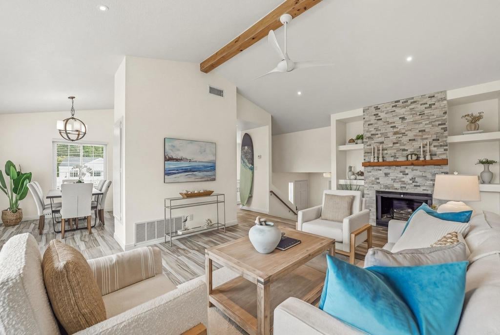 2807 Valley Vista Way Way, Oceanside CA 92054