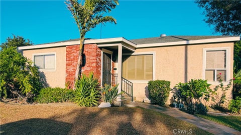 Photo of 2100 Baltic Ave AVE, Long Beach, CA 90810 (MLS # PW26222251)