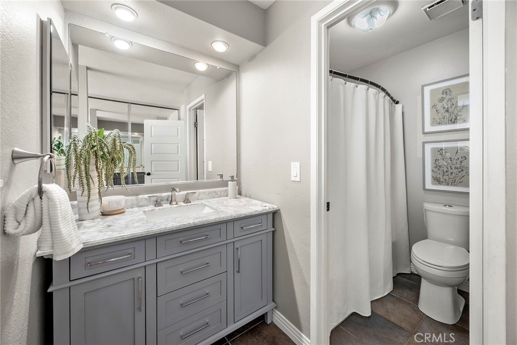 Via Valencia (VIAV) - Residential