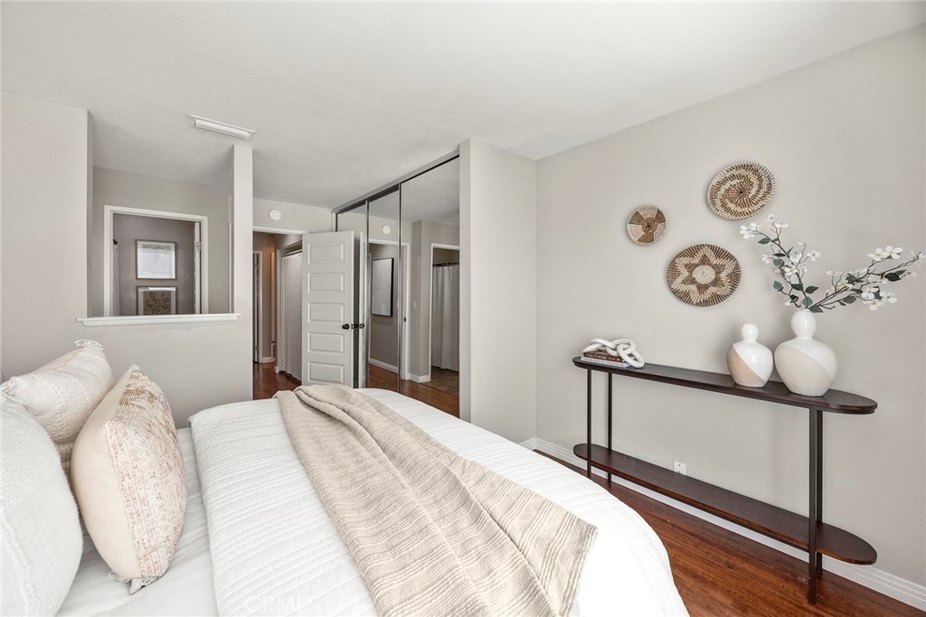 Via Valencia (VIAV) - Residential