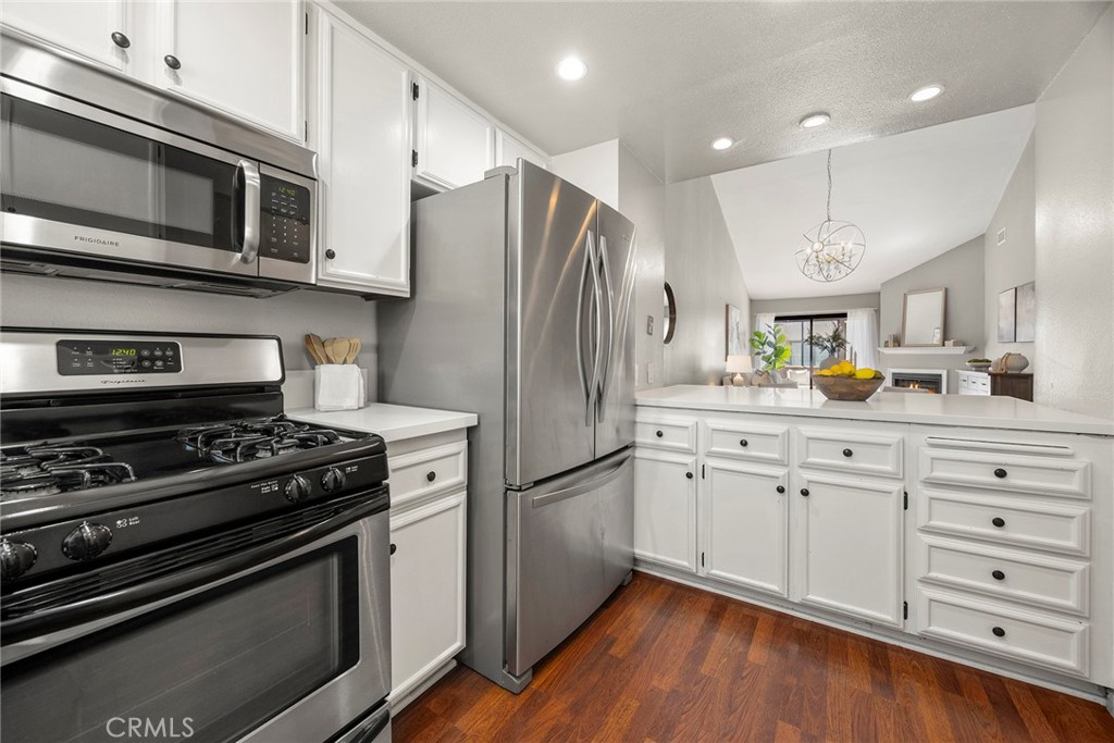 Via Valencia (VIAV) - Residential