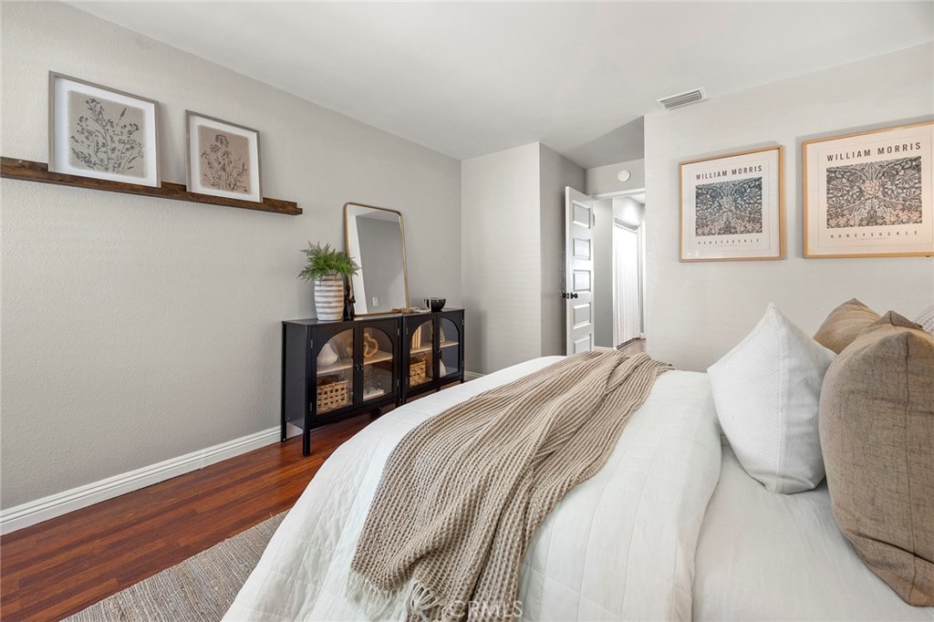 Via Valencia (VIAV) - Residential