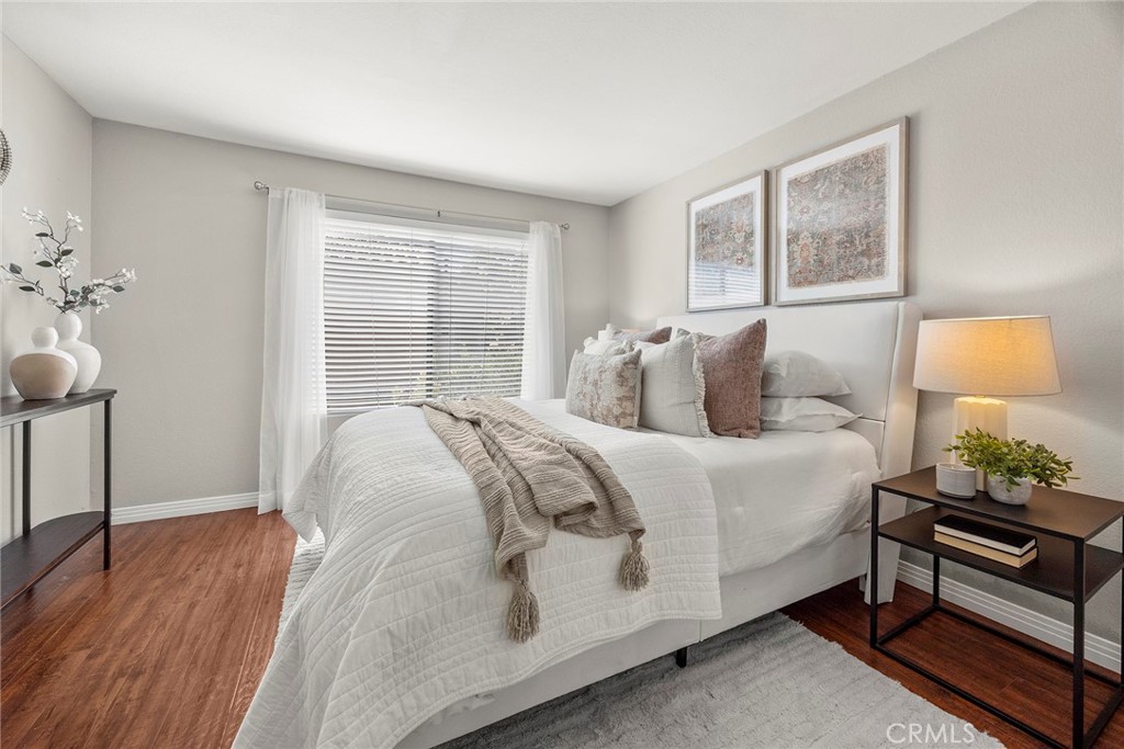 Via Valencia (VIAV) - Residential