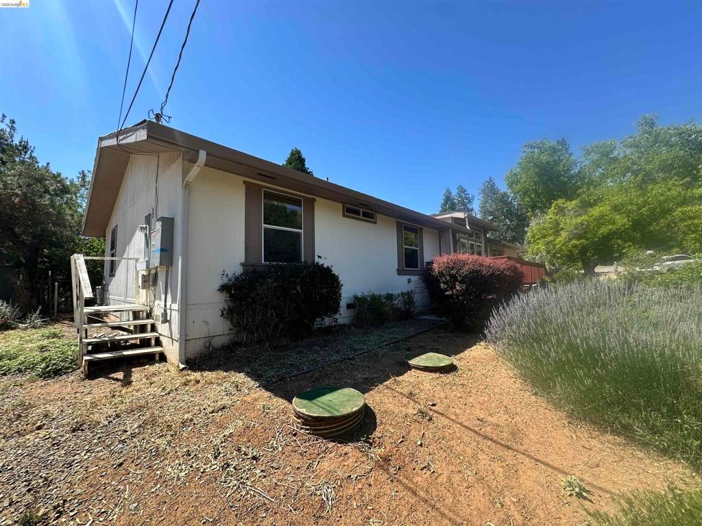 20511 Nob Hill Cir