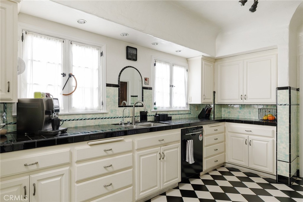 Bluff Park (BLF) - Residential