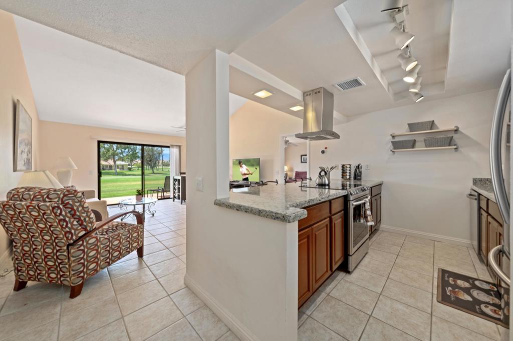 41477 Inverness Way