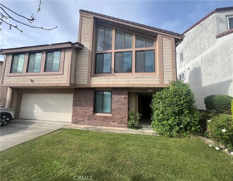 Photo of 2936 Briarwood Drive Dr, Torrance, CA 90505 (MLS # SB26078934)