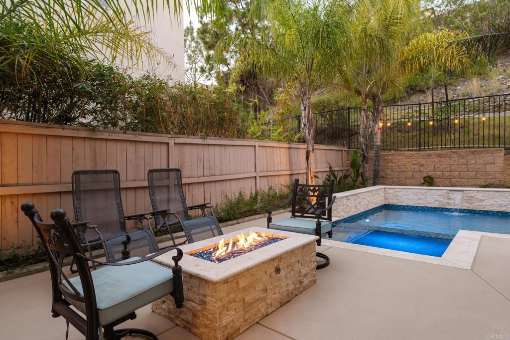 636 Weatherstone Way