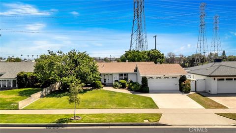 Photo of 1232 E Chestnut Avenue, Orange, CA 92867 (MLS # PW25185344)