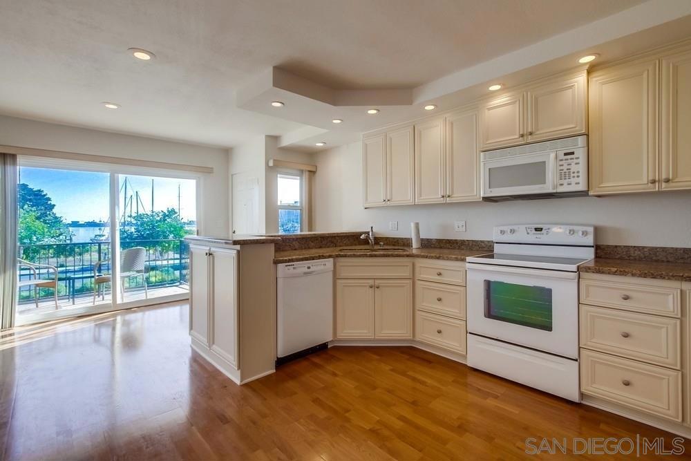 1604 Pomona